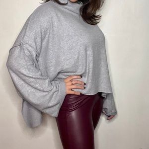 Cozy Vibes Sweater (NEW)